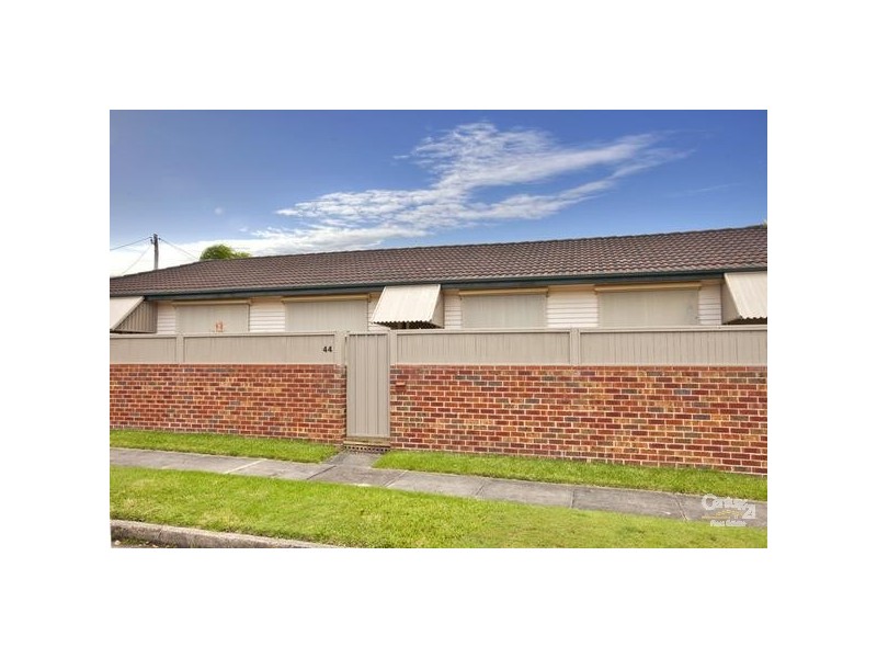2/44 Wood Street, Adamstown NSW 2289