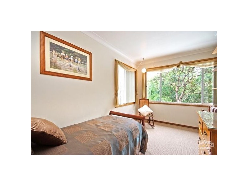 37 Cathrine Street, Kotara South NSW 2289