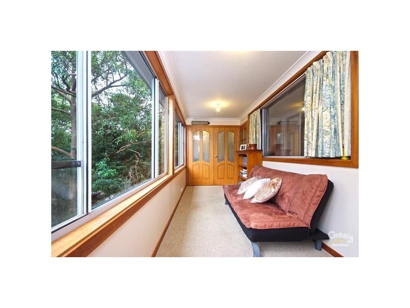 37 Cathrine Street, Kotara South NSW 2289