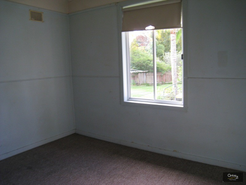 5 Ferndale Street, Glendale NSW 2285