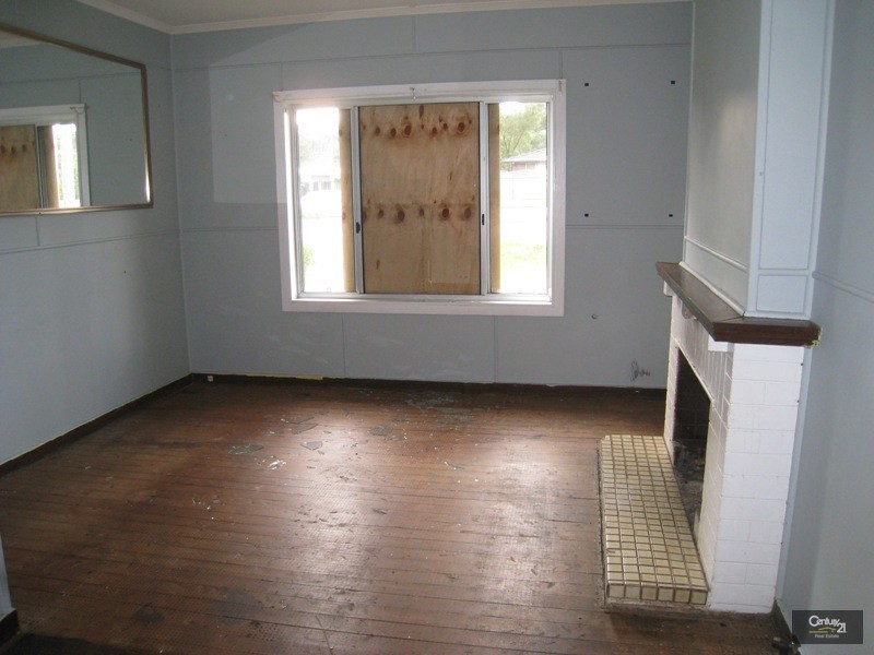 337 Lake Road, Glendale NSW 2285