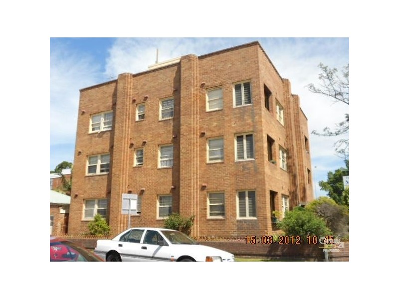 1/127 Tudor Street, Hamilton NSW 2303