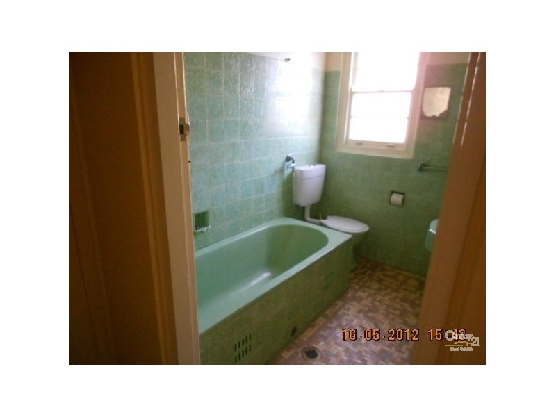 1/127 Tudor Street, Hamilton NSW 2303