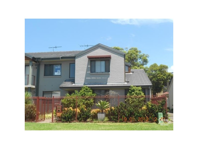 1/26 Churchill Circuit, Hamilton South NSW 2303