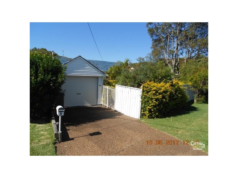 9 Ocean Street, Dudley NSW 2290