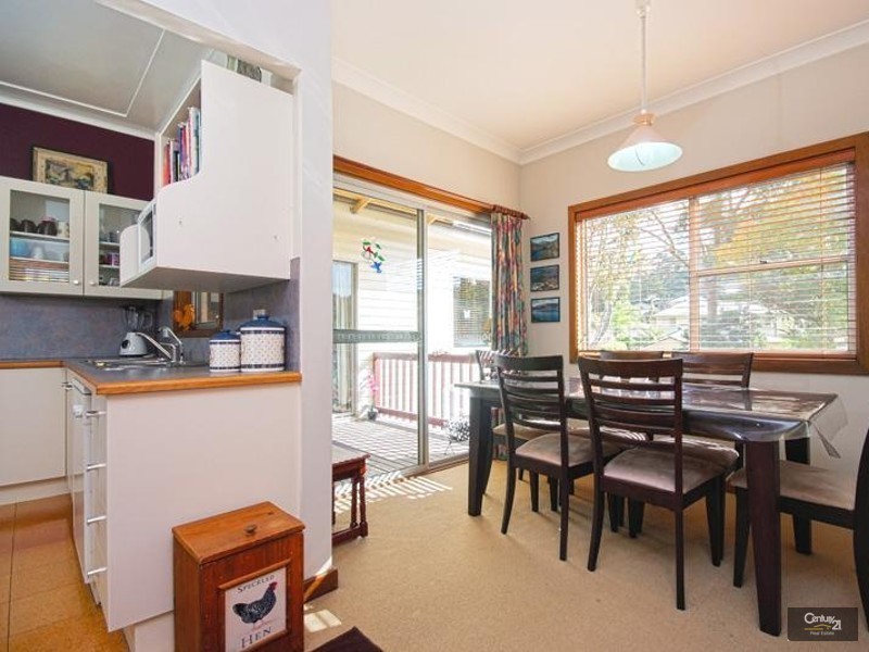 8 Kuranda Crescent, Kotara NSW 2289