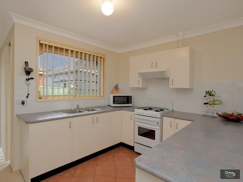 2/4 Veda Street, Hamilton NSW 2303