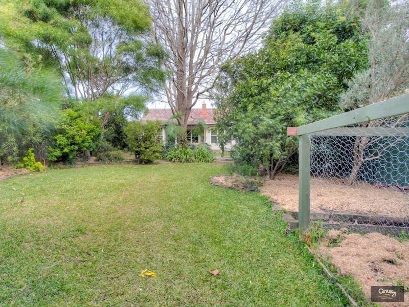 80 Rae Crescent, Kotara NSW 2289