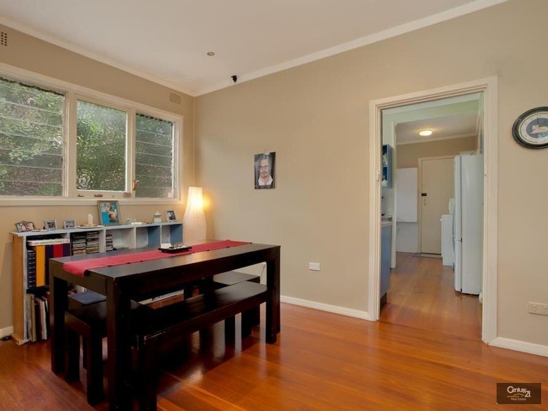 80 Rae Crescent, Kotara NSW 2289