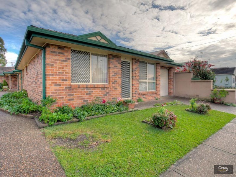 7/11 May Street, Mayfield NSW 2304