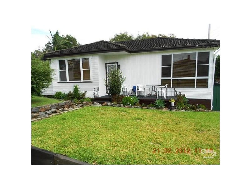 1 Tomaga Parade, Mount Hutton NSW 2290