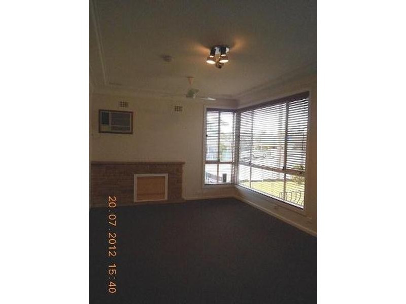 1 Tomaga Parade, Mount Hutton NSW 2290