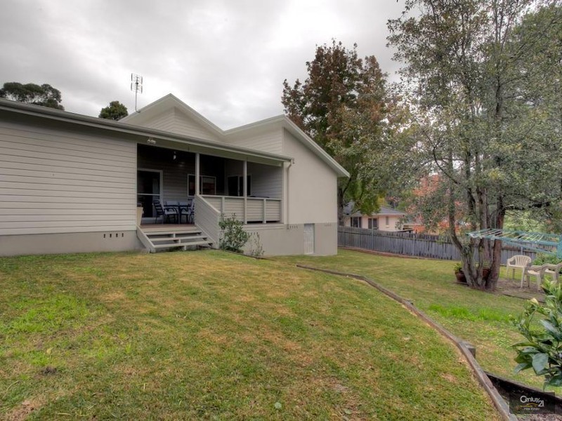 33 Fernleigh Loop, Adamstown Heights NSW 2289