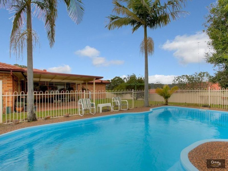 17 Whitehaven Drive, Lakelands NSW 2282