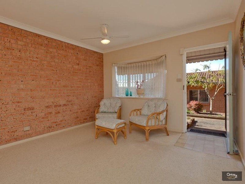 8/3 Violet Town Road, Mount Hutton NSW 2290