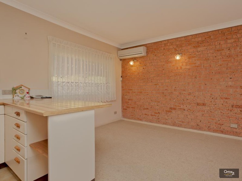 8/3 Violet Town Road, Mount Hutton NSW 2290