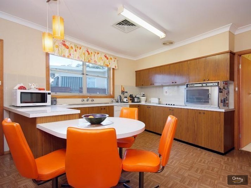 24 Blandford Street, Fennell Bay NSW 2283