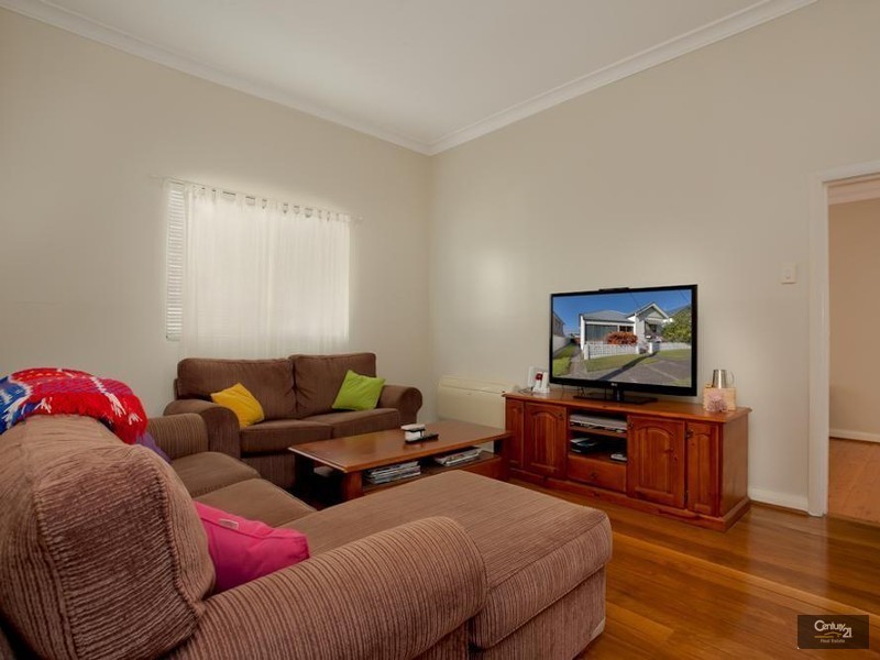 19 Narara Road, Adamstown NSW 2289