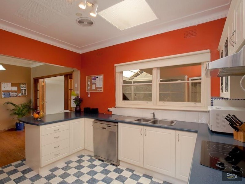 6 Judith Avenue, Kotara NSW 2289