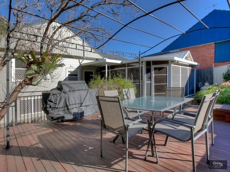 6 Judith Avenue, Kotara NSW 2289