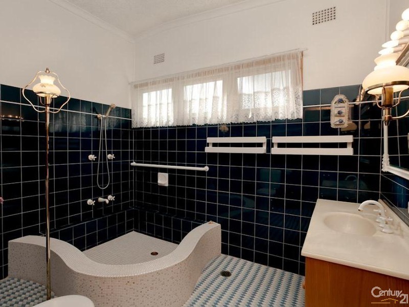 62 Thompson Road, Speers Point NSW 2284