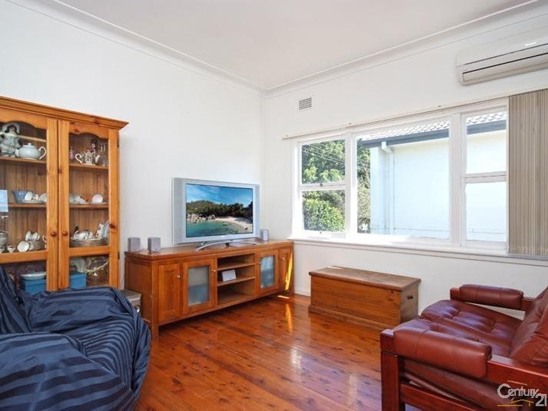 69 Mills Street, Warners Bay NSW 2282