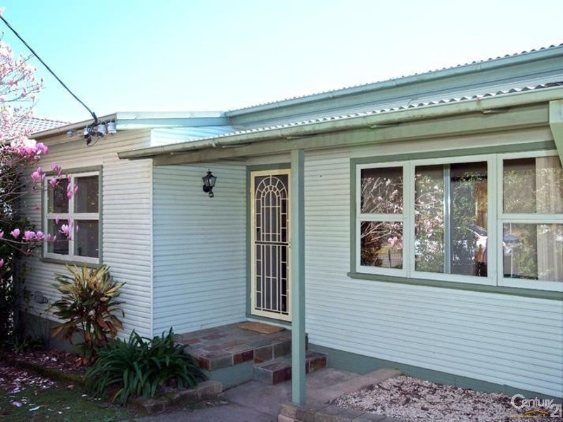 69 Mills Street, Warners Bay NSW 2282