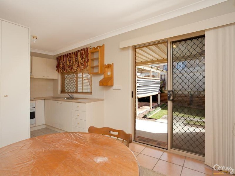 9 Angophora Close, Mount Hutton NSW 2290