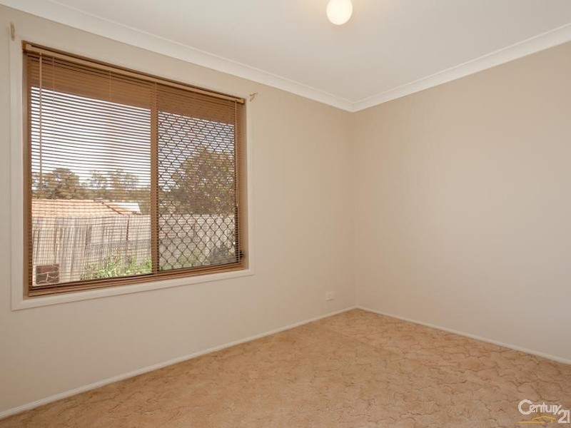 9 Angophora Close, Mount Hutton NSW 2290