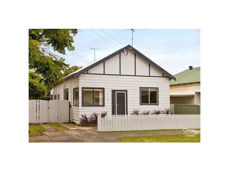10 Albert Street, Mayfield NSW 2304