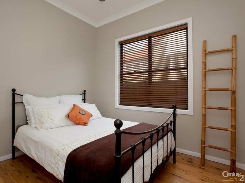 61 Bull Street, Mayfield NSW 2304