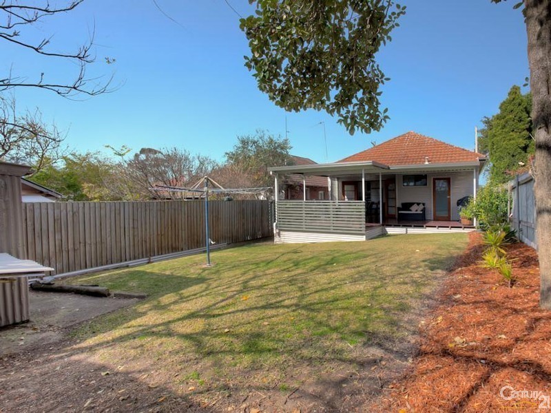 61 Bull Street, Mayfield NSW 2304