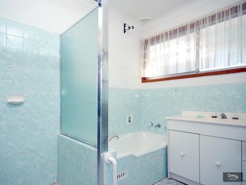 16 Murchison Avenue, Edgeworth NSW 2285