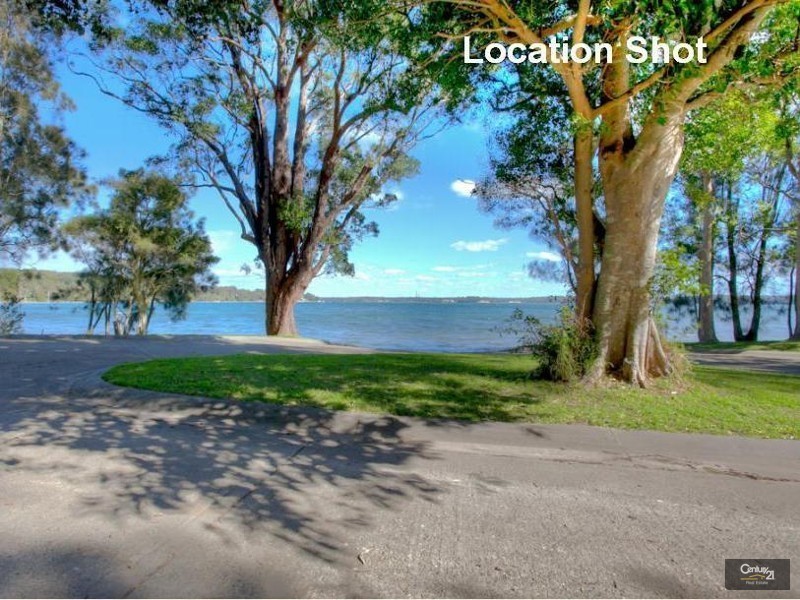 90 Kingfisher Circuit, Cams Wharf NSW 2281