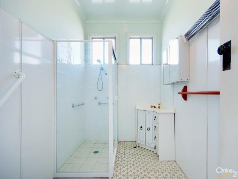 14 Jonathan Street, Warners Bay NSW 2282