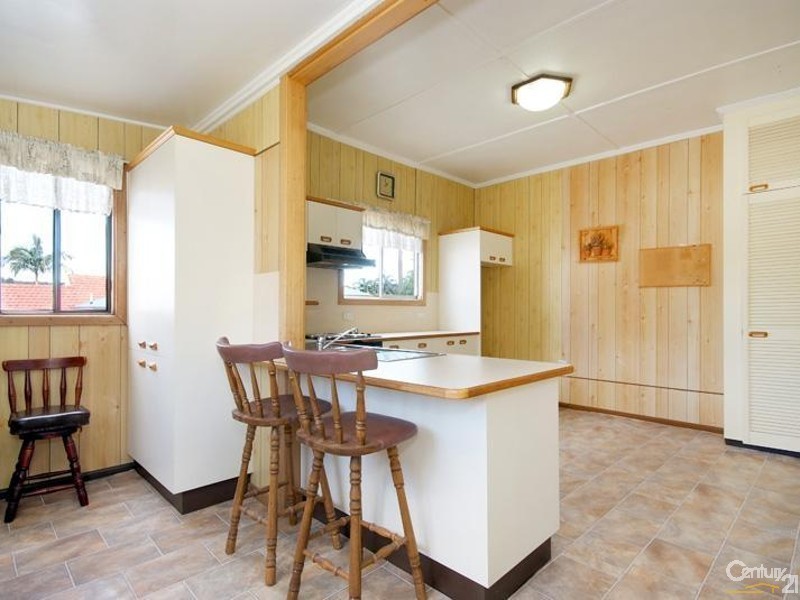 14 Jonathan Street, Warners Bay NSW 2282