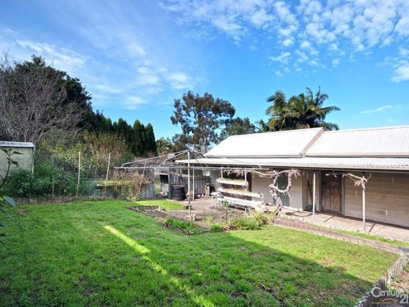 14 Jonathan Street, Warners Bay NSW 2282