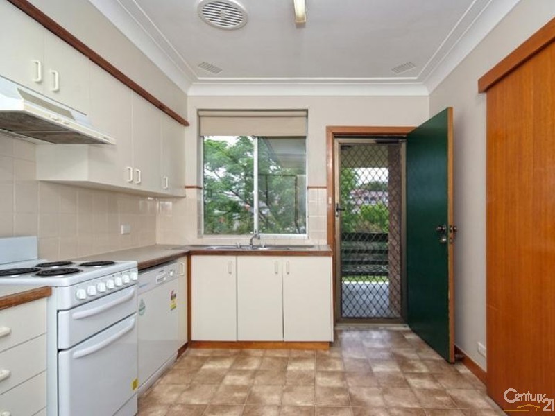 4 Bolivia Close, Adamstown Heights NSW 2289
