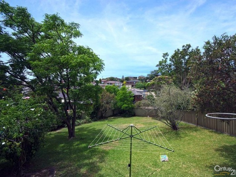 4 Bolivia Close, Adamstown Heights NSW 2289