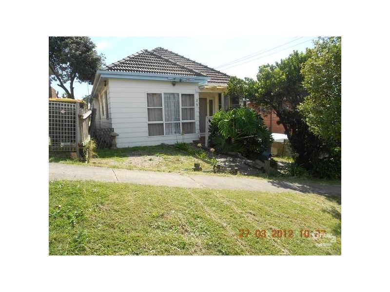 29 Beach Road, Redhead NSW 2290