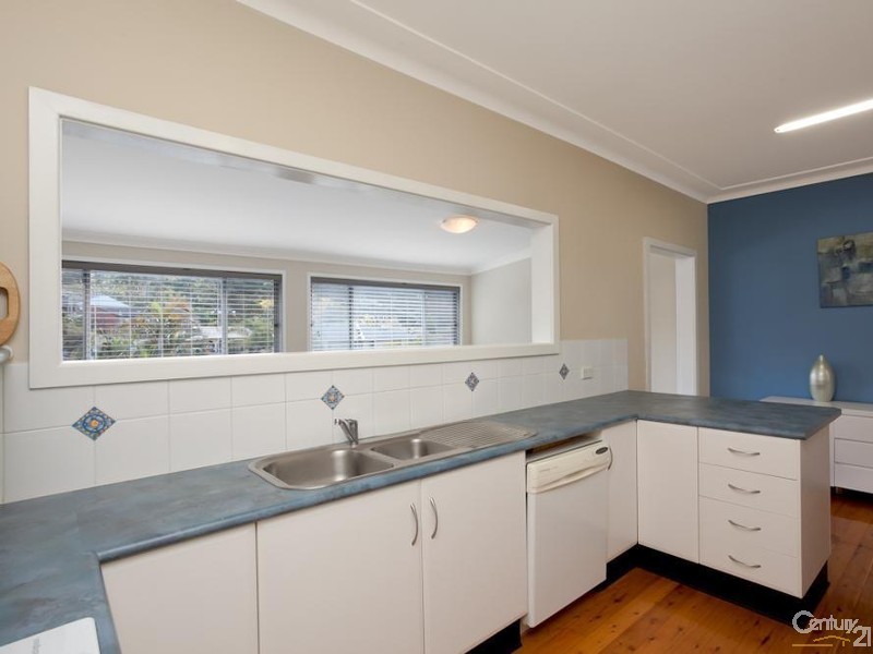 14 Kuranda Crescent, Kotara NSW 2289