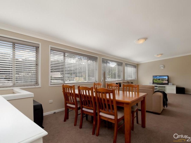 14 Kuranda Crescent, Kotara NSW 2289
