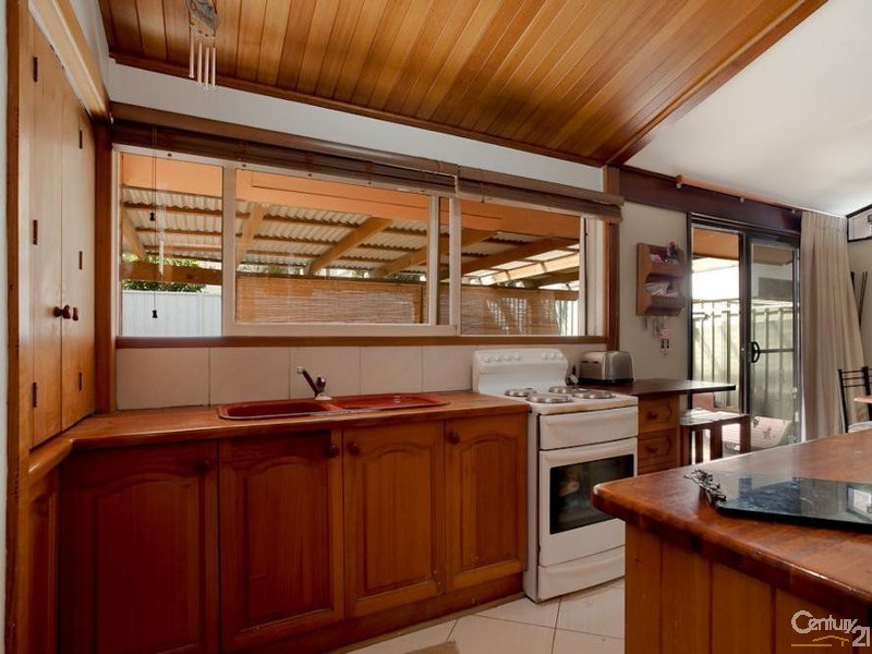 7 Rosedale Crescent, Rankin Park NSW 2287