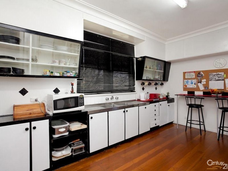 208 Charlestown Road, Charlestown NSW 2290