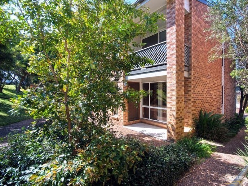 6/42 Dickinson Street, Charlestown NSW 2290