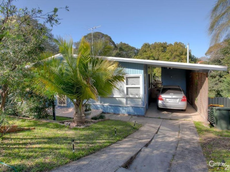 22 Buller Street, Charlestown NSW 2290