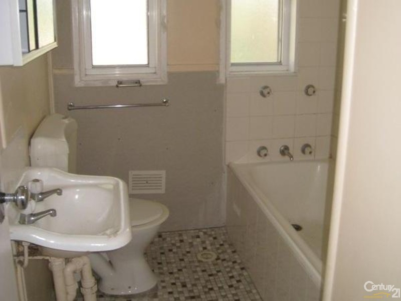 323 Newcastle Road, Lambton NSW 2299