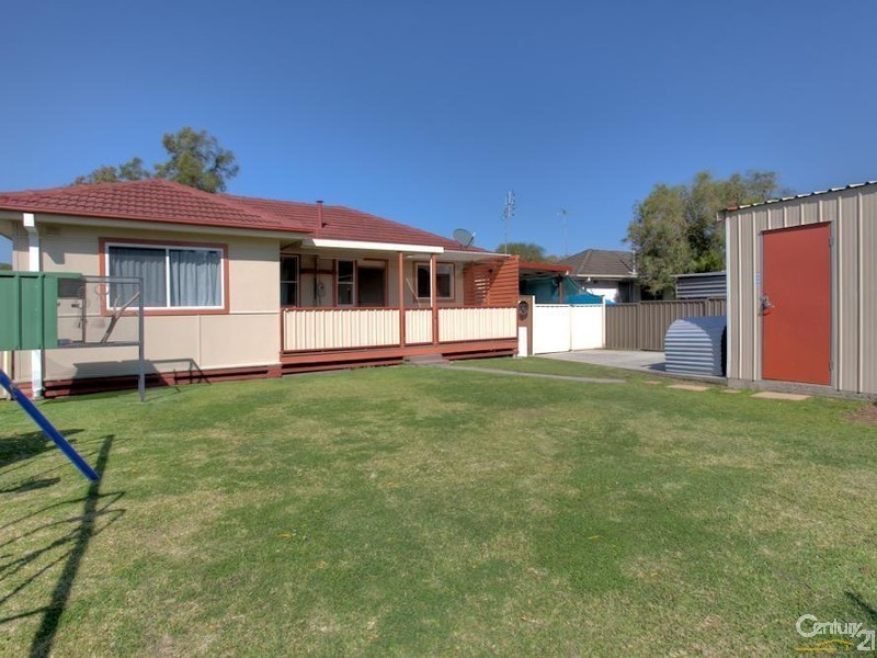 21 Cassia Crescent, Gateshead NSW 2290