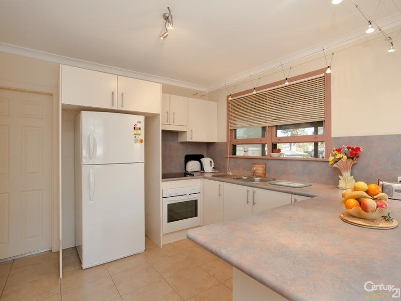 63 Cadaga Road, Gateshead NSW 2290