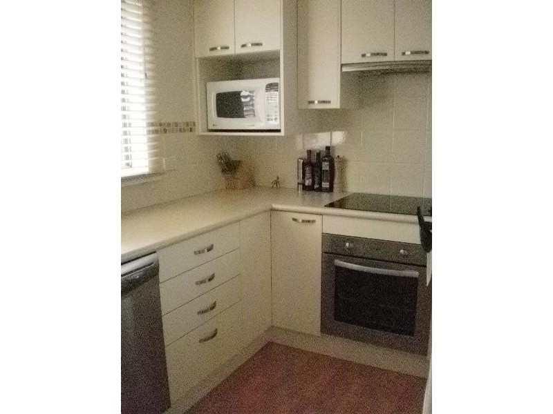 10/82-84 James Street, Hamilton NSW 2303